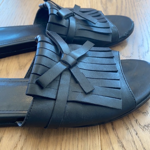 Marc Fisher Whitley Kiltie Fringe Slide Sandals - Picture 7 of 12